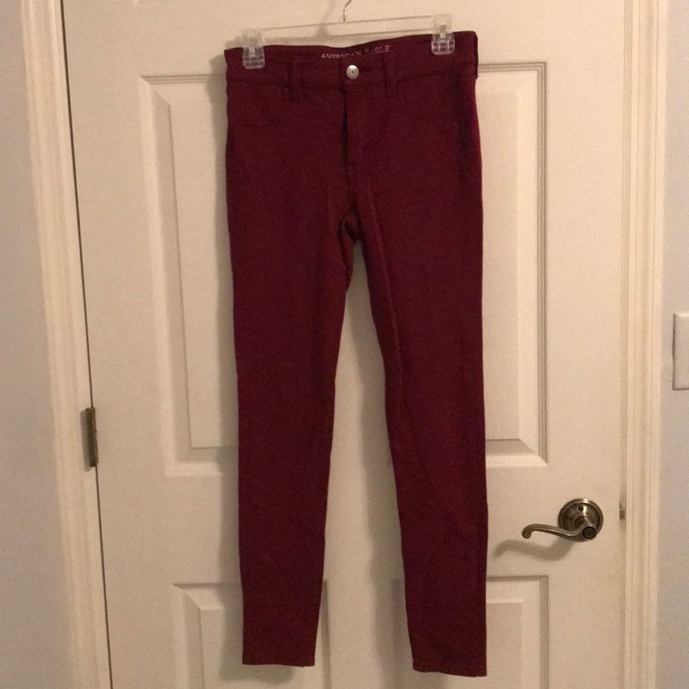 American Eagle maroon jeggings